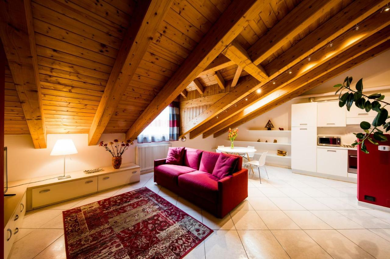 Aosta Quality Apartments Bagian luar foto